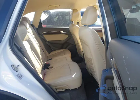 2015 Audi Q5 2.0T Premium z USA, uszkodzony, nr VIN WA1CFAFP6FA038500